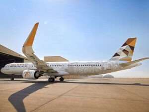 STOCK-Etihad-Airways-new-livery_1904f29490f_large