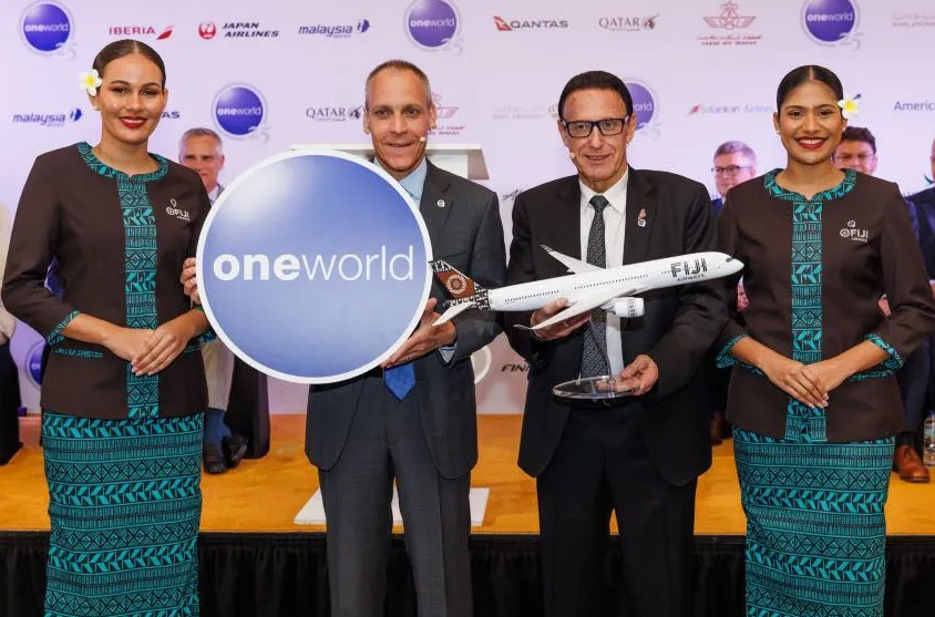 oneworld Alliance CEO Nat Pieper and Fiji Airways CEO Andre Viljeon