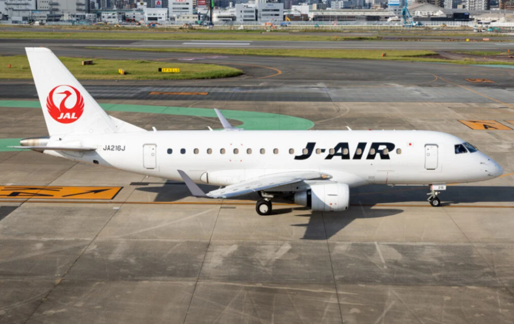 An Embraer jet of JAL