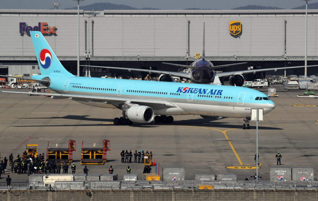 Air Incheon aircraft on the tarmac