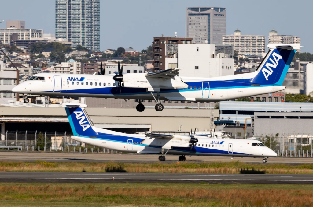 De Havilland Dash 8-400