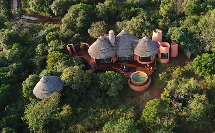 African luxury lodge